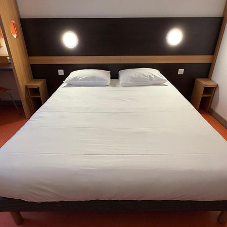 B&B Hotel Lisieux Parc Des Expositions מראה חיצוני תמונה